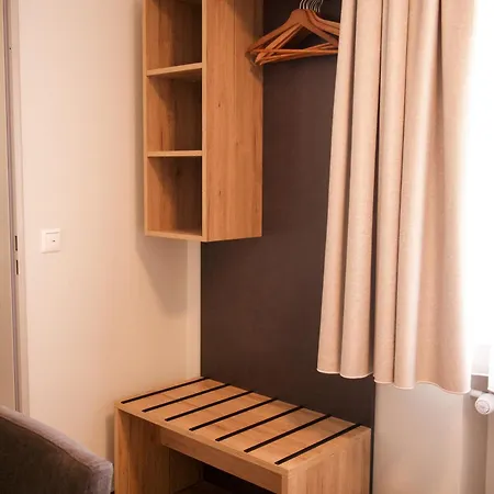 帕鲁舍弗酒店 酒店 锡默拉特