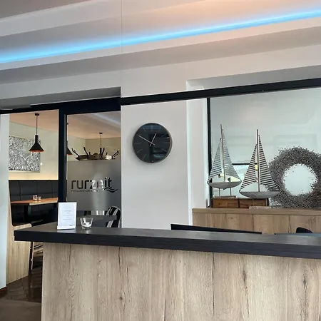 帕鲁舍弗酒店 酒店 锡默拉特